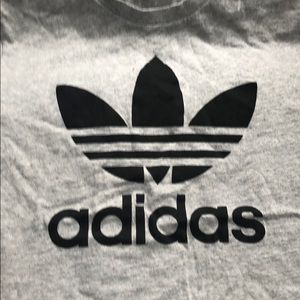 Adidas men’s medium T-shirt grey